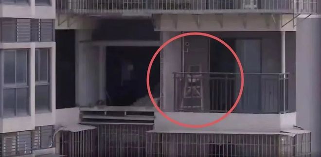 广东通达电梯申请一种电梯安全钳专利提高了第一楔块和第二楔块的夹持可靠性(图1)